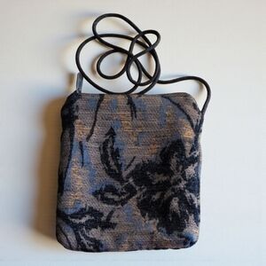 A La Main Handmade Boston Navy and Tan Tapestry Floral Crossbody Bag